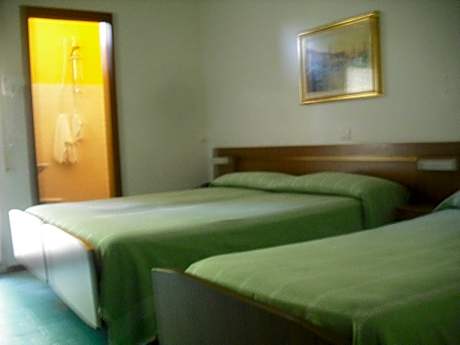 Triple Room with Bathroom