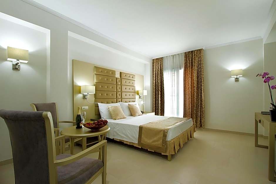 Hotel Soho Boutique El Tiburon & Spa -Adults Recommended
