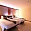 Convenient Grand Plus Hotel Suvarnabhumi