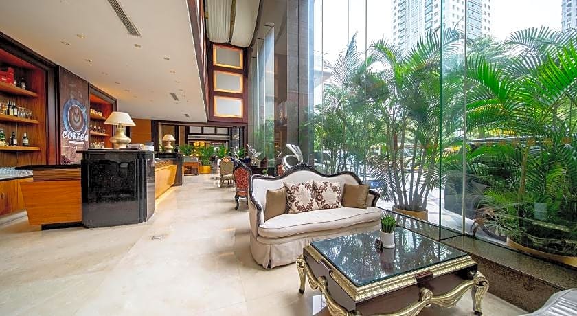 Grand International Hotel