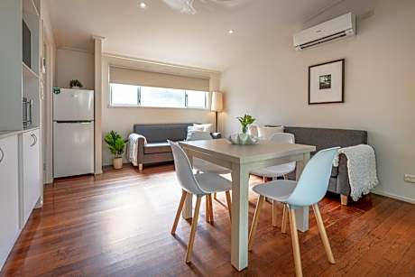Beach Hut (2BR)