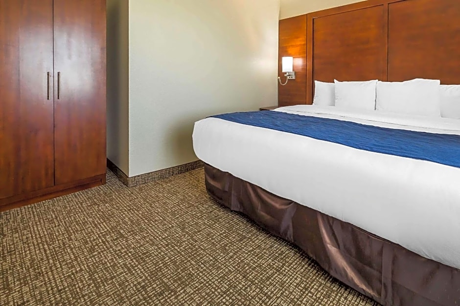 Comfort Suites El Paso Airport