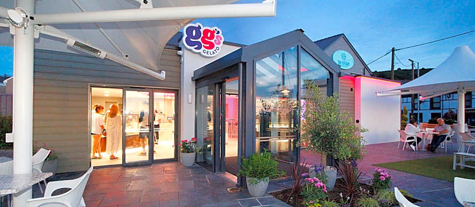 The Estuary Bar and Rooms