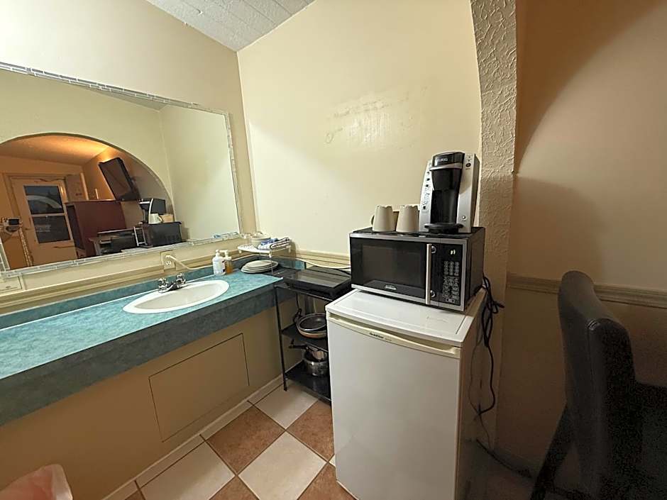 Centre Suite Inns Motel