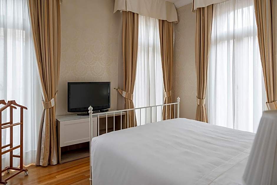 Hotel Montecarlo
