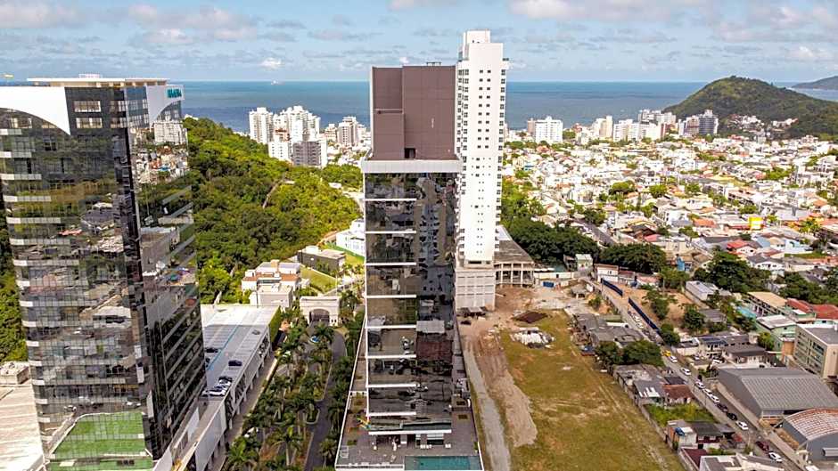 Hilton Garden Inn Praia Brava