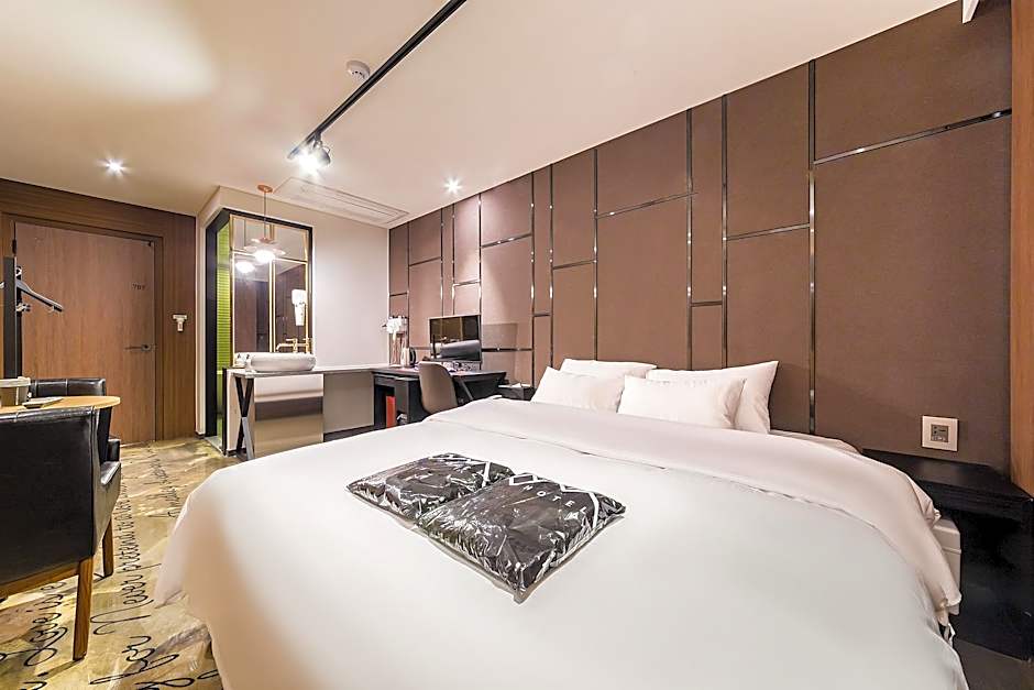 Anyang Premier Hotel XYM