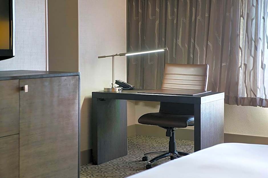 DoubleTree by Hilton San Francisco Airport North Bayfront