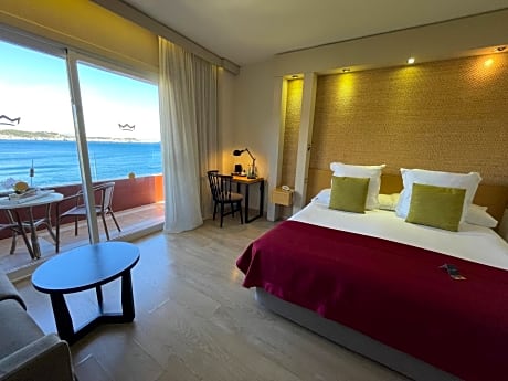 Superior Double Room with Sea View & Spa Access