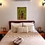 Alacati Umitev Hotel