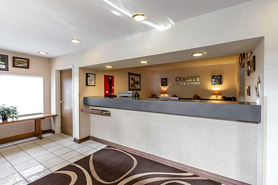 Quality Inn & Suites Silverthorne - Copper Mountain