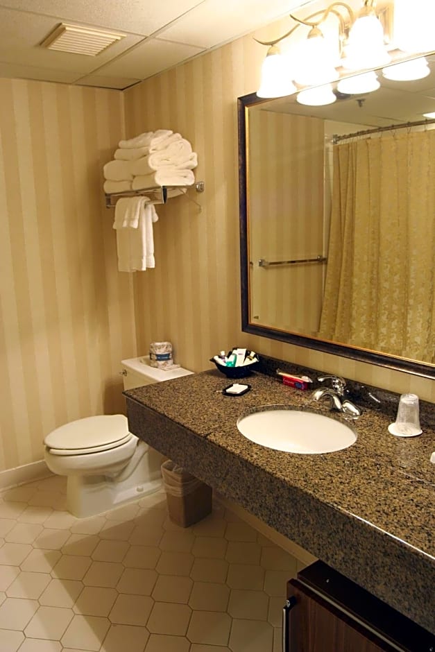 Ramada Plaza by Wyndham Hagerstown – Hagerstown, MD
