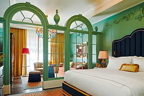 The Fifth Avenue Hotel