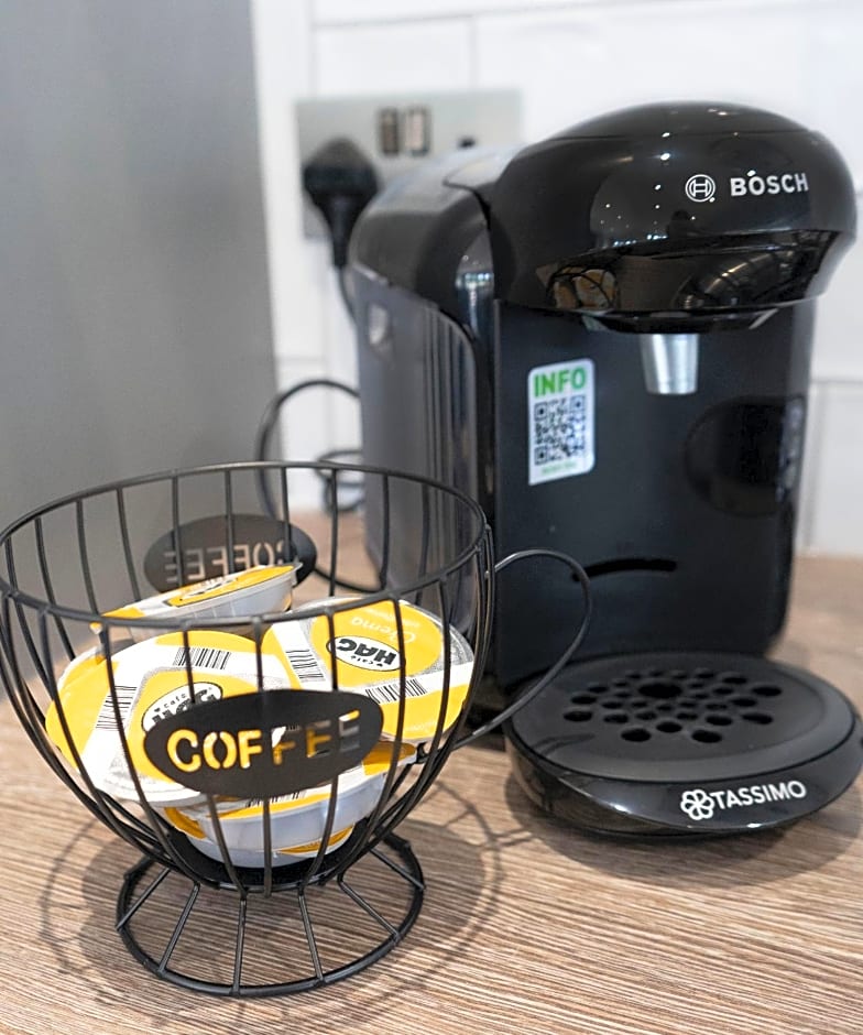 Hollicarrs - Lilypad Lodge