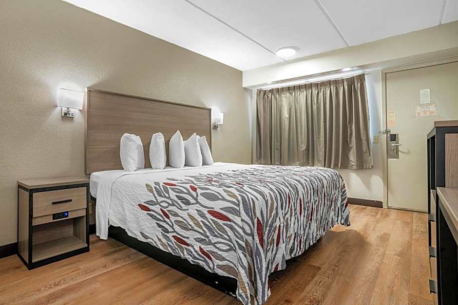 Red Roof Inn - West Monroe