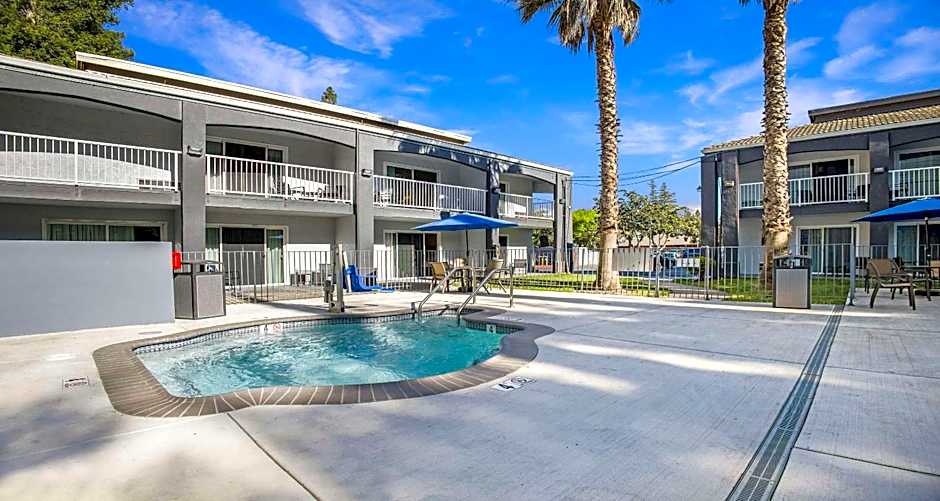 SureStay Plus Hotel by Best Western Sacramento North