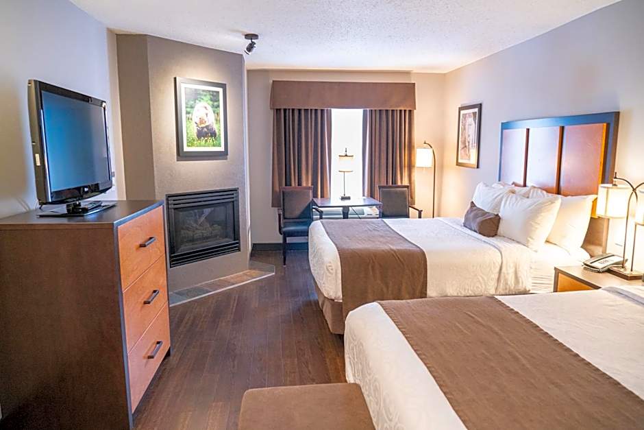 Pocaterra Inn & Waterslide