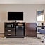 Hampton Inn By Hilton And Suites Seattle Federal Way