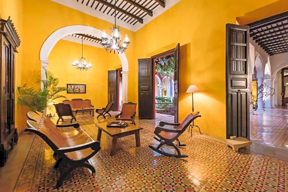 Rent the full Mansion Villa Merida