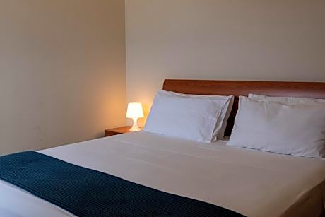 Standard Triple Room with Sea View