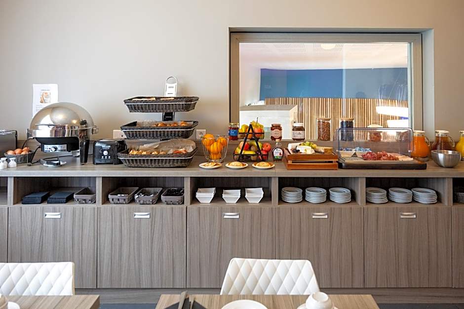 Nemea Appart Hotel Elypseo Strasbourg Port