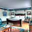 Dinah`S Garden Hotel