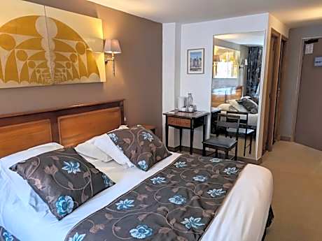 Superior Queen Room