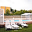 Laurus Hotel
