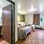 HomeTowne Studios & Suites Bentonville