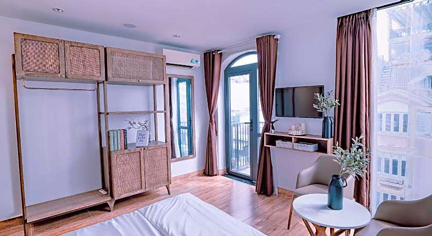 MINT HOTEL Q.1