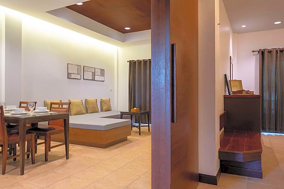 Photo 1 of 6 of Suite, Balcony