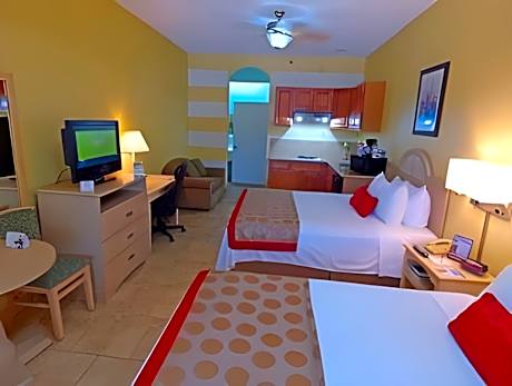 2 Double Beds Non-Smoking