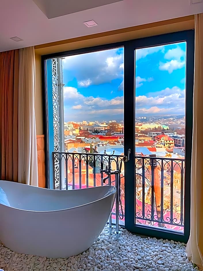 Amante Narikala Boutique Hotel