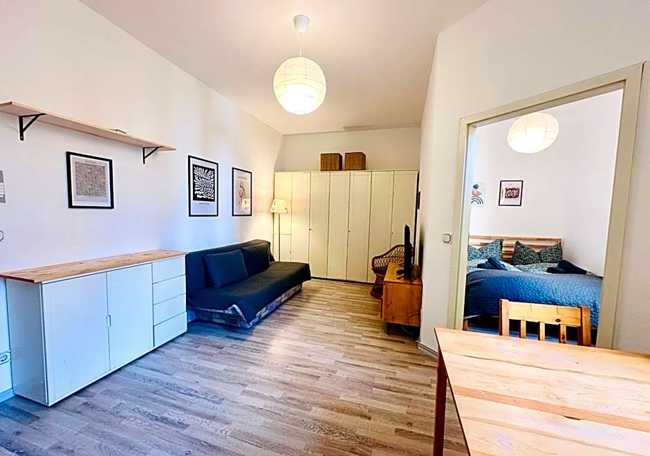 Apartmenthaus am Dom - Zentrum & Ruhige Lage, Perfekt für Business Trip, Auch für Familie, Viel Platz mit Küche