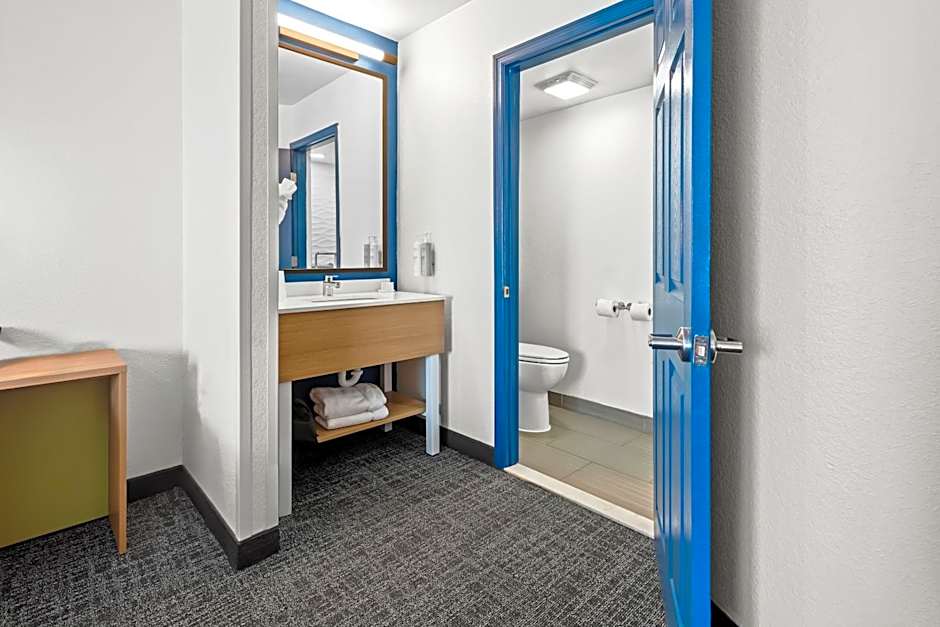 Spark by Hilton Oxford