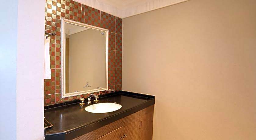 Empire Tourist Hotel