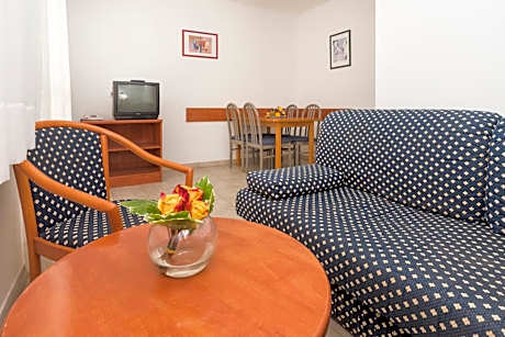Economy Apartment (2+2)