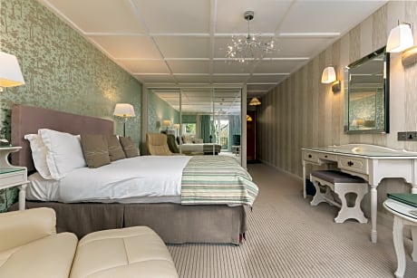 Double Room with Garden View Balcony