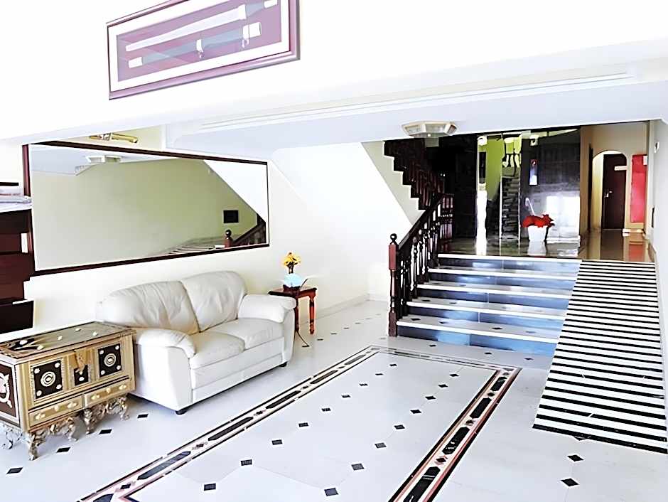 Muscat International Hotel