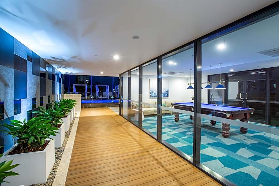 Qube Broadbeach