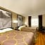 Super 8 by Wyndham Lexington Winchester Rd