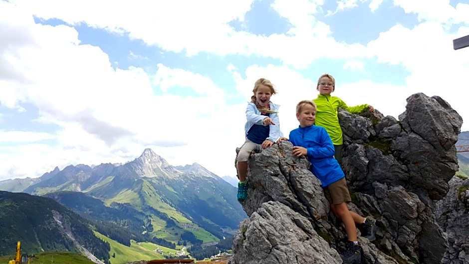 Berghaus Schröcken - Hotel Apartments Spa