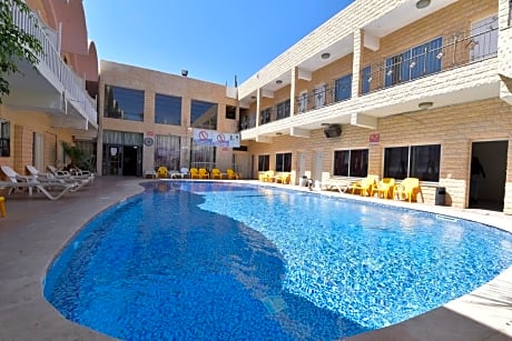Red Sea Hotel