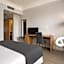 Hotel Chamartin The One