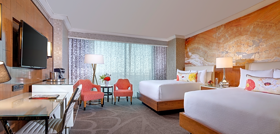 Mandalay Bay Resort And Casino Las Vegas Las Vegas Hotels Nv At Getaroom