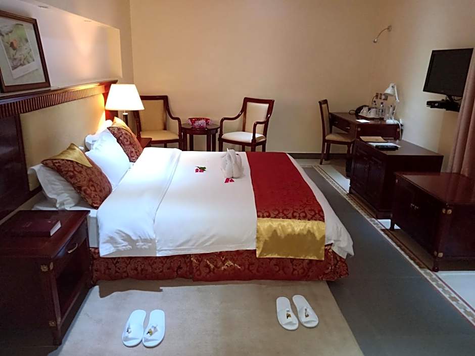 Falcon Heights Hotel