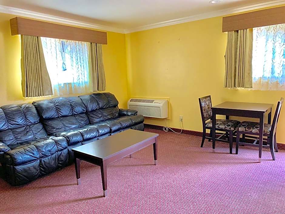 Olive Tree Inn & Suites