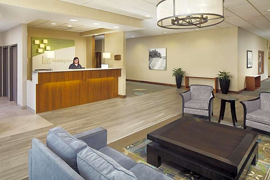 Holiday Inn Weirton-Steubenville Area By IHG