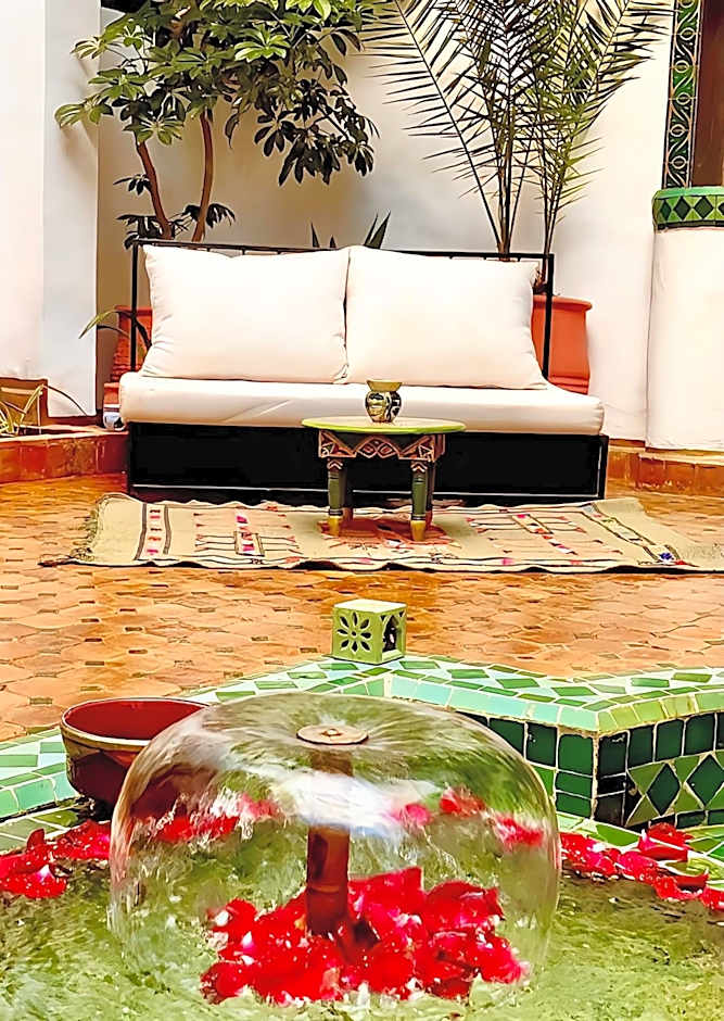 Riad ABBASSIA Marrakech Première - Authentic Medina Experience