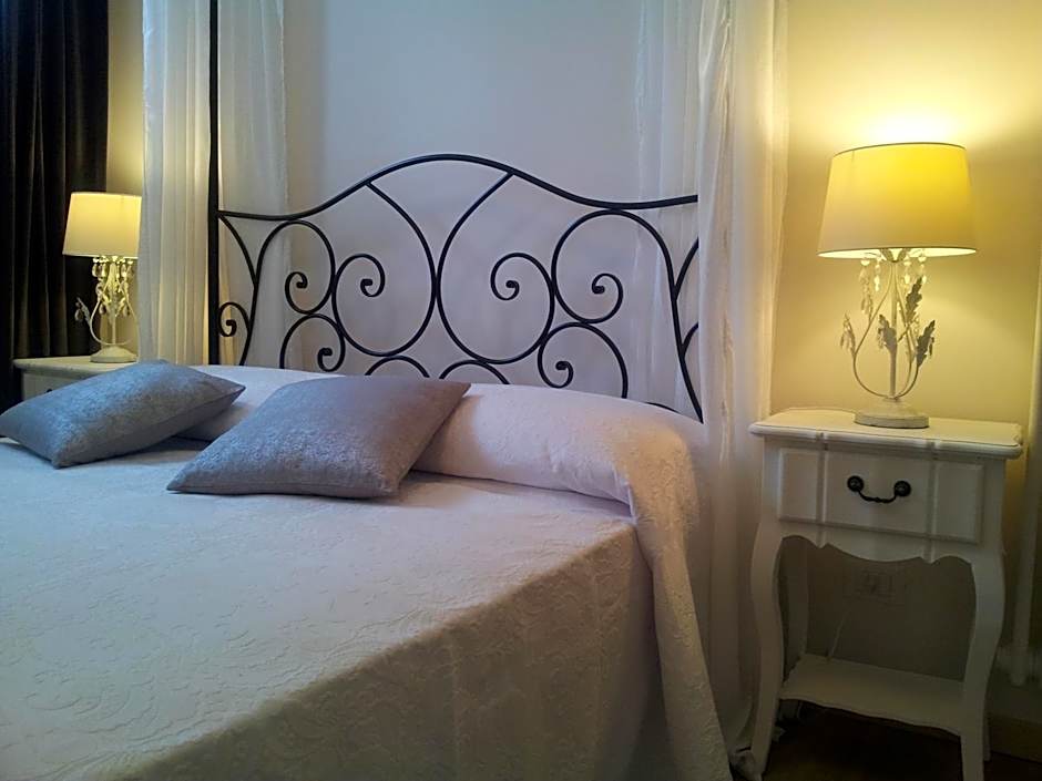 Photo 1 of 50 of Dear Venice Bed & Breakfast